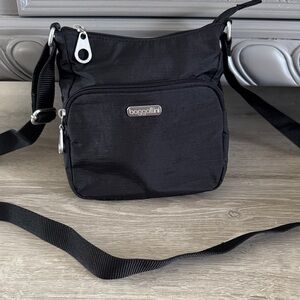 Baggallini Joey Bagg Crossbody Bag Black Everyday Nylon
